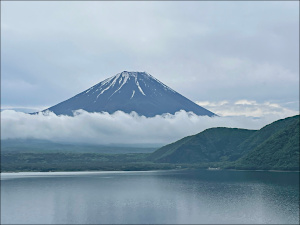 富士山（本栖湖より）