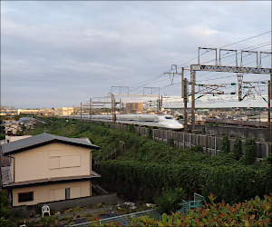 東海道新幹線<br>（湖西市天頭山付近）